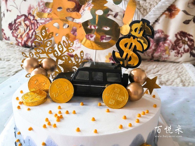 請教一下,開蛋糕店需要準(zhǔn)備什么烘焙設(shè)備和工具的?